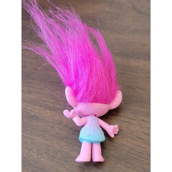 DWA 2015 Hasbro trolls poppy toy figure - Picture 3 of 4